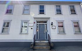 Entire Historic 5 Bed 5 Bath Inn Sleeps 17